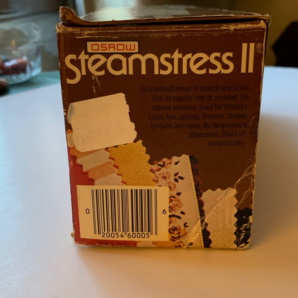 Vintage Osrow Steamstress II Handheld Steamer w/ Box & Manual - Works Well - Picture 5 of 9